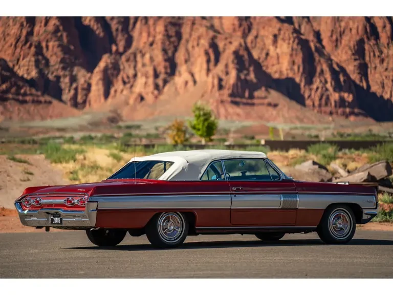 1962 Oldsmobile Starfire - Image 3 of 31