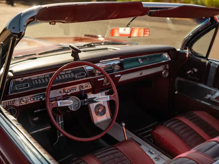 1962 Oldsmobile Starfire - Image 5 of 31