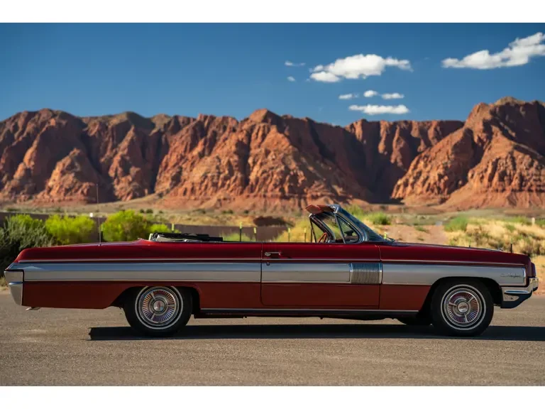 1962 Oldsmobile Starfire - Image 6 of 31