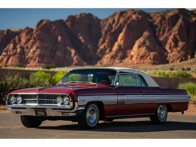 1962 Oldsmobile Starfire - Image 26 of 31
