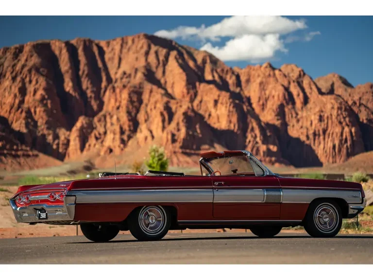 1962 Oldsmobile Starfire - Image 27 of 31
