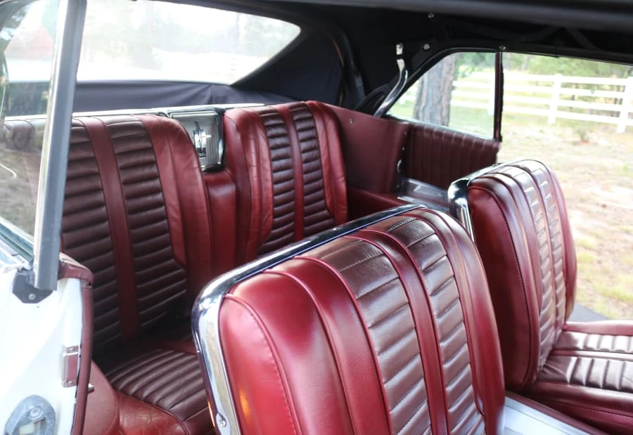 1962 Oldsmobile Starfire - Image 21 of 31