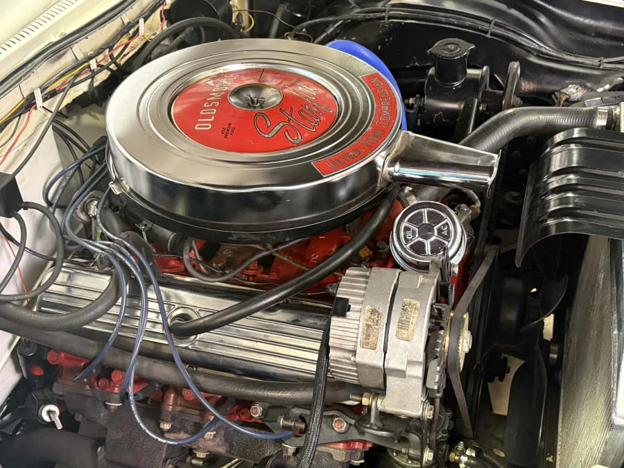 1962 Oldsmobile Starfire - Image 29 of 31