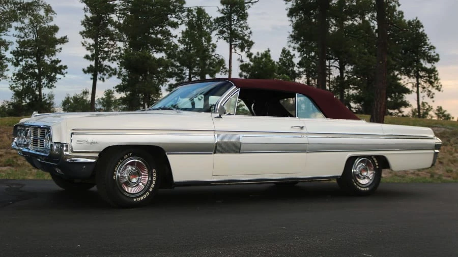 1962 Oldsmobile Starfire - Image 6 of 31