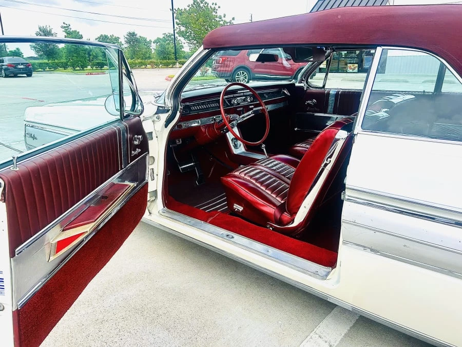 1962 Oldsmobile Starfire - Image 14 of 29
