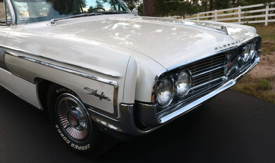 1962 Oldsmobile Starfire - Image 18 of 31
