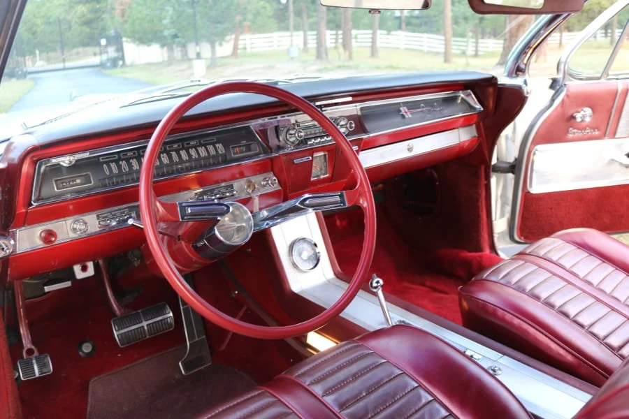 1962 Oldsmobile Starfire - Image 23 of 31