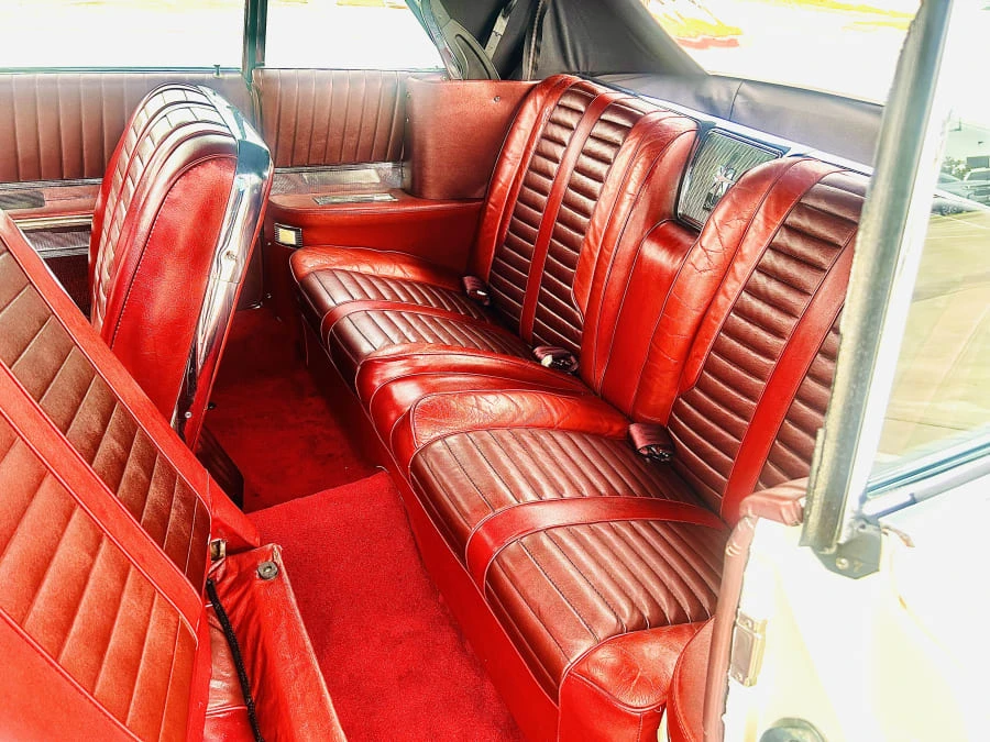 1962 Oldsmobile Starfire - Image 19 of 29