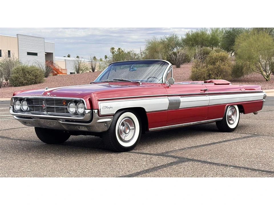 1962 Oldsmobile Starfire - Image 2 of 31