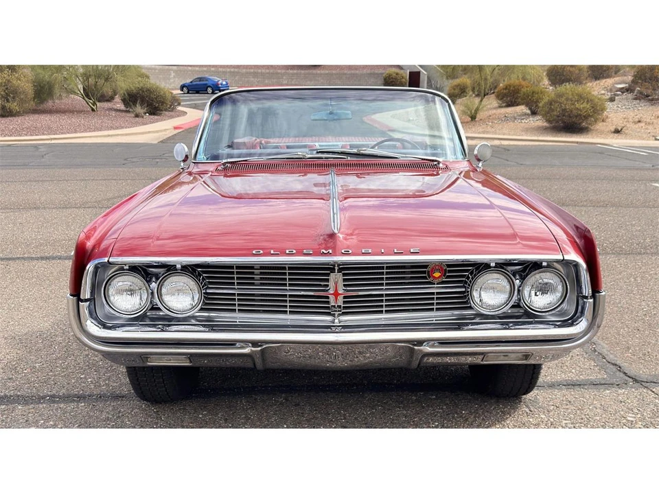 1962 Oldsmobile Starfire - Image 13 of 31
