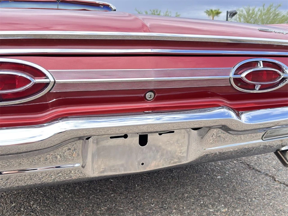 1962 Oldsmobile Starfire - Image 24 of 31