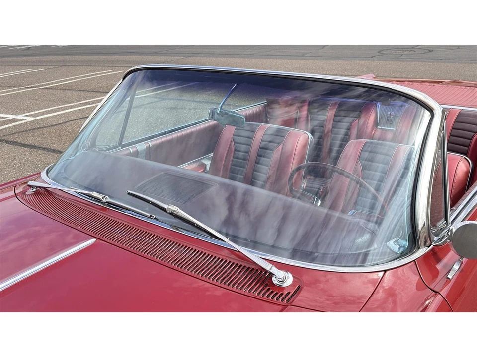1962 Oldsmobile Starfire - Image 19 of 31