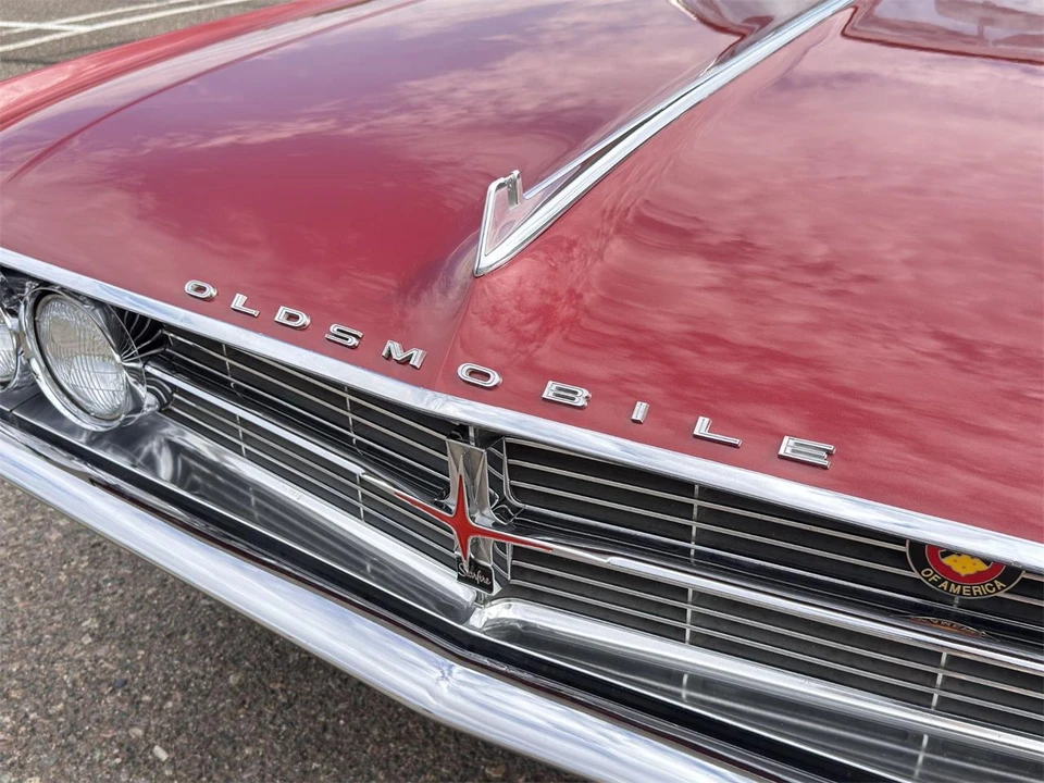 1962 Oldsmobile Starfire - Image 14 of 31