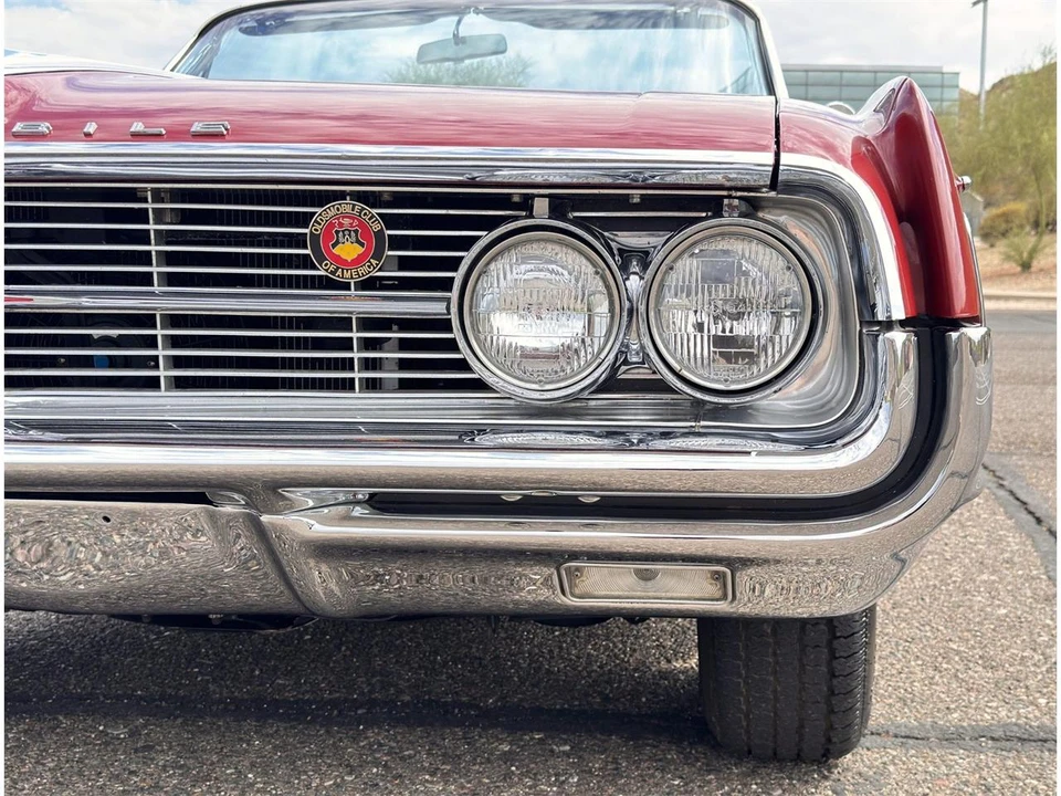 1962 Oldsmobile Starfire - Image 16 of 31
