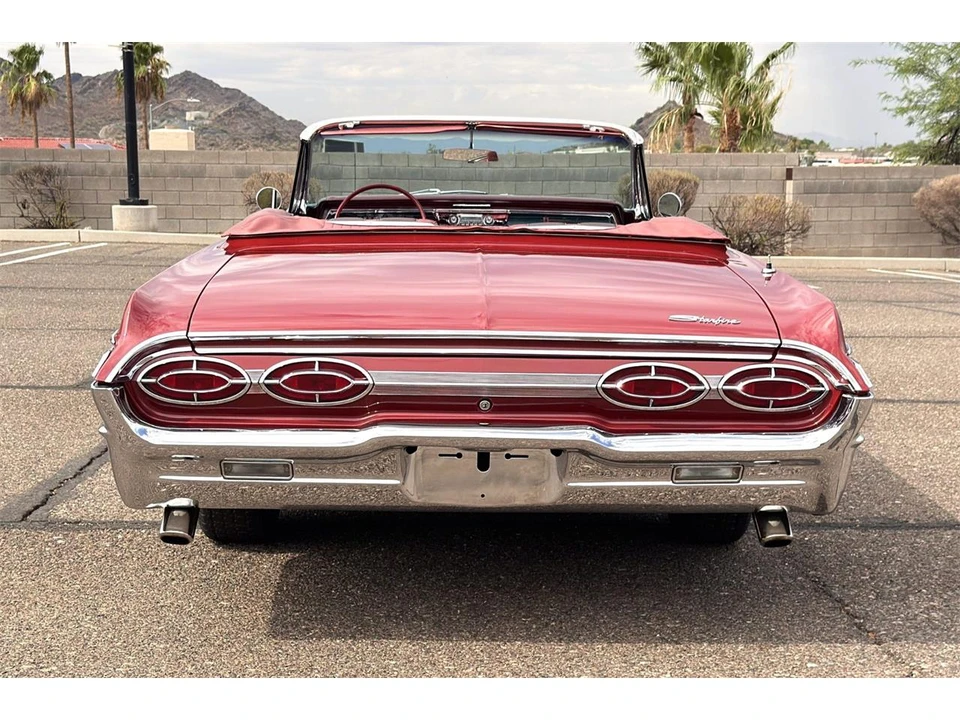 1962 Oldsmobile Starfire - Image 7 of 31