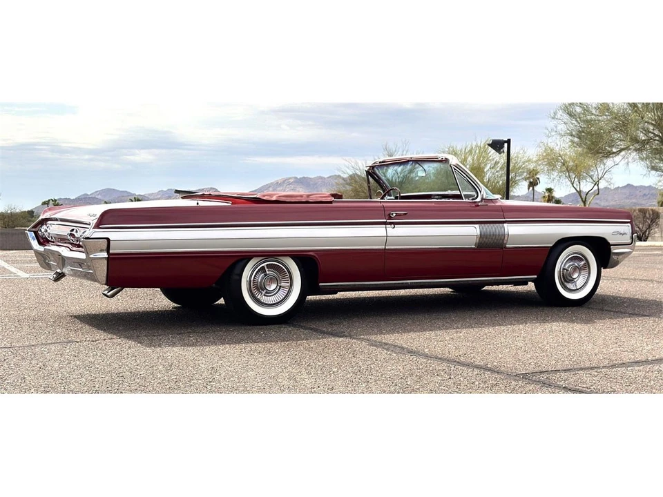 1962 Oldsmobile Starfire - Image 9 of 31
