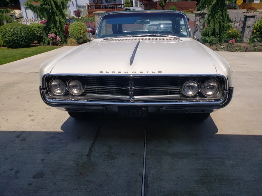 1962 Oldsmobile Starfire - Image 8 of 8