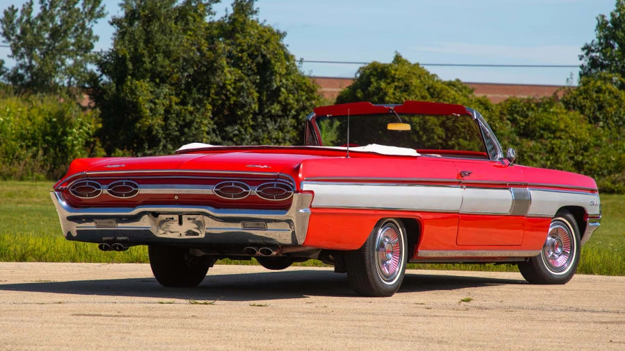 1962 Oldsmobile Starfire - Image 3 of 12