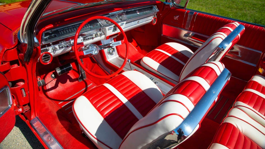 1962 Oldsmobile Starfire - Image 4 of 12