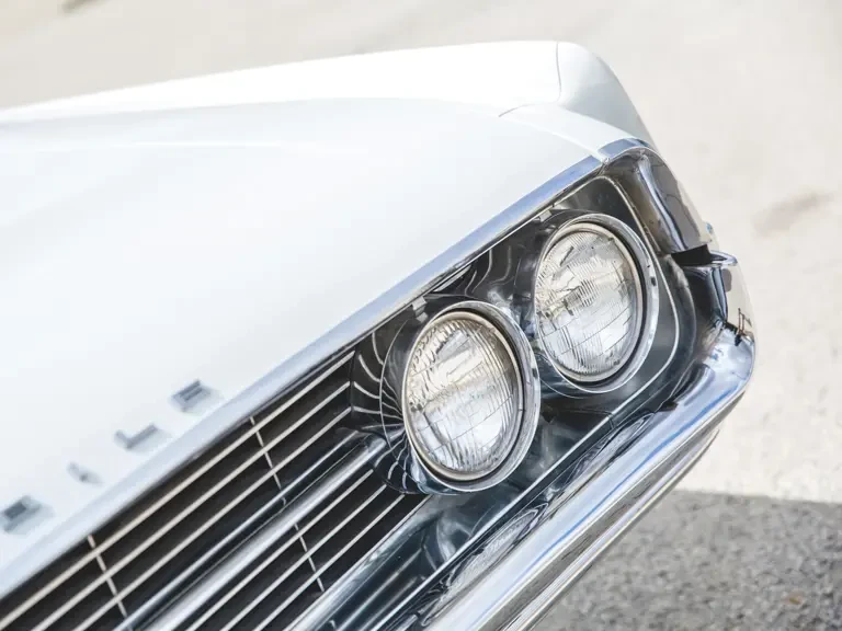 1962 Oldsmobile Starfire - Image 17 of 31