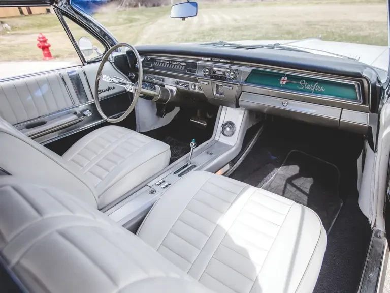 1962 Oldsmobile Starfire - Image 29 of 31