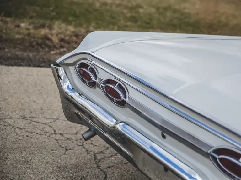 1962 Oldsmobile Starfire - Image 20 of 31