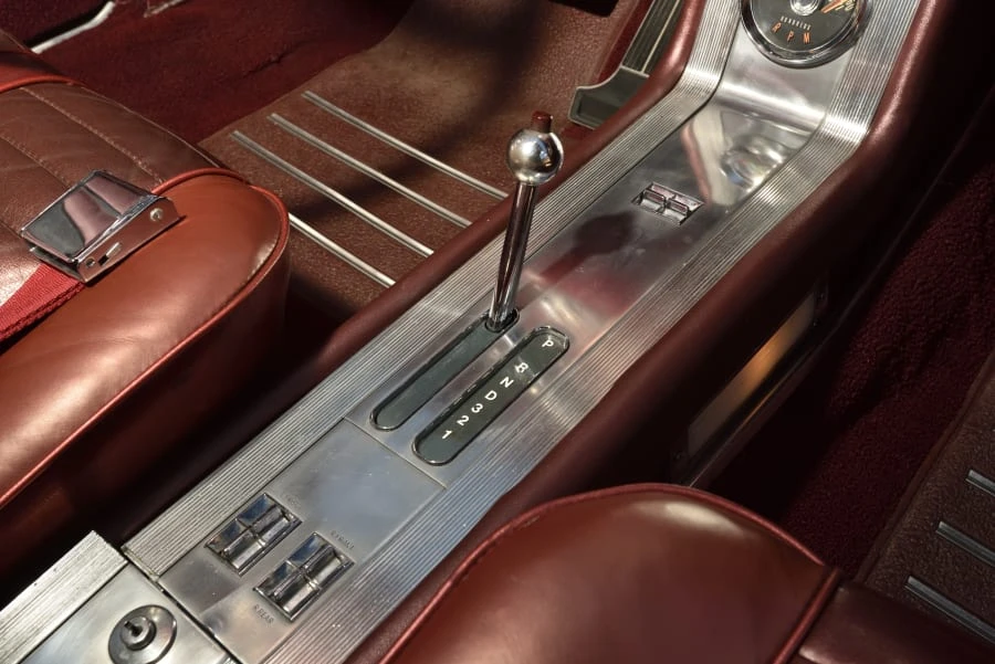 1962 Oldsmobile Starfire - Image 22 of 25