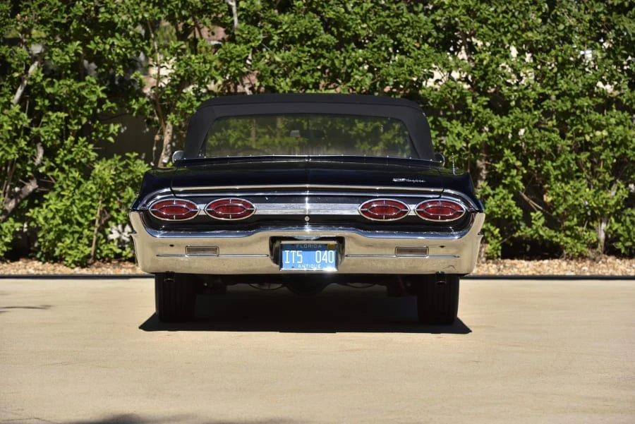 1962 Oldsmobile Starfire - Image 5 of 25