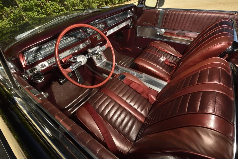 1962 Oldsmobile Starfire - Image 19 of 25