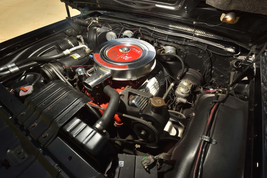 1962 Oldsmobile Starfire - Image 23 of 25