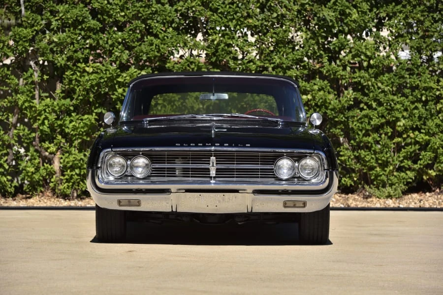 1962 Oldsmobile Starfire - Image 4 of 25