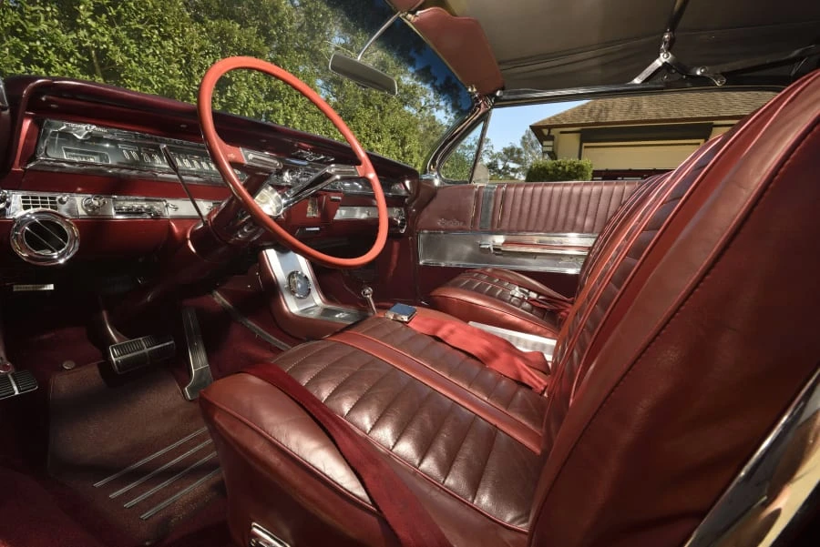 1962 Oldsmobile Starfire - Image 21 of 25