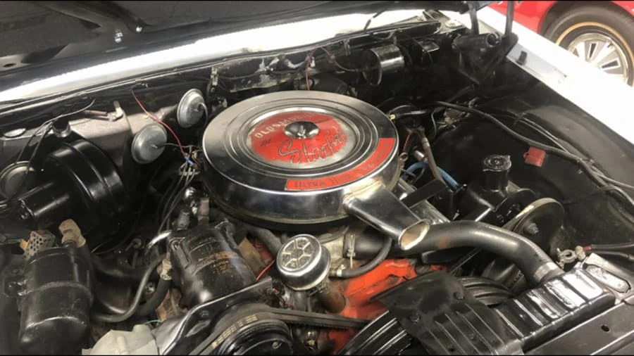 1962 Oldsmobile Starfire - Image 7 of 15
