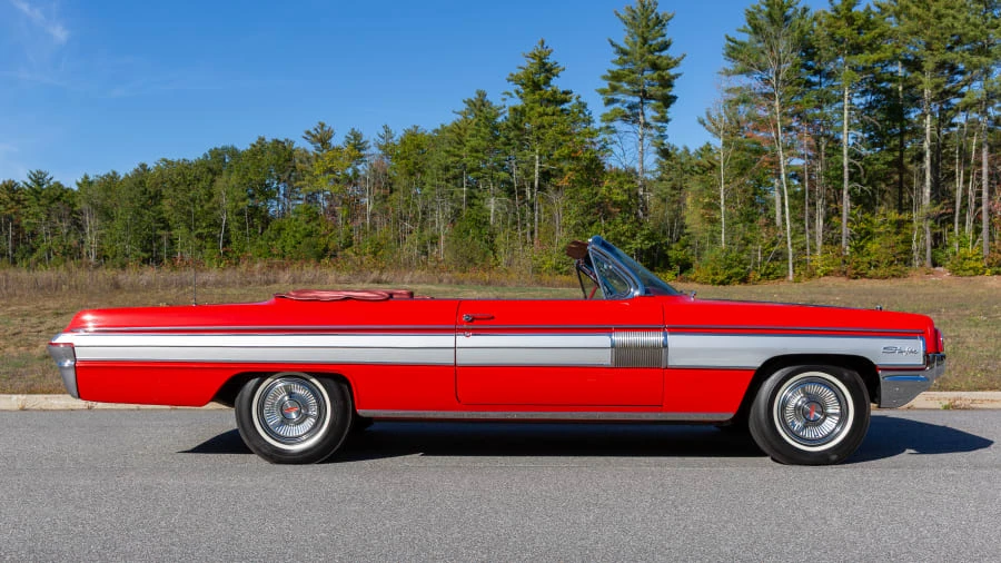 1962 Oldsmobile Starfire - Image 19 of 31