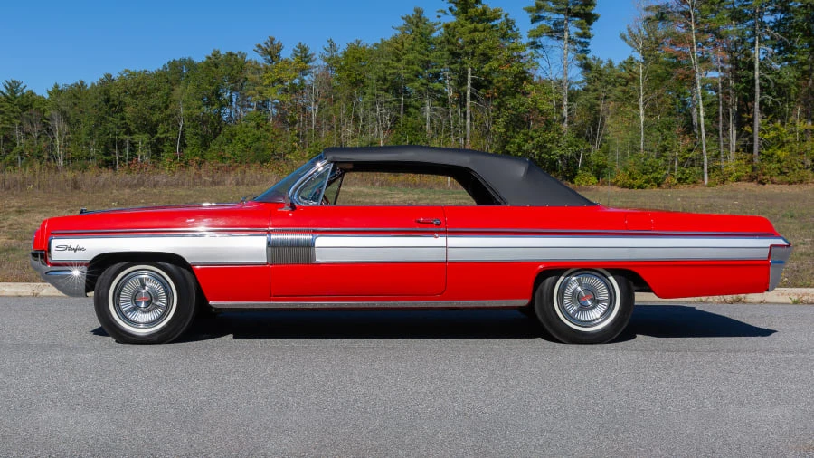 1962 Oldsmobile Starfire - Image 20 of 31
