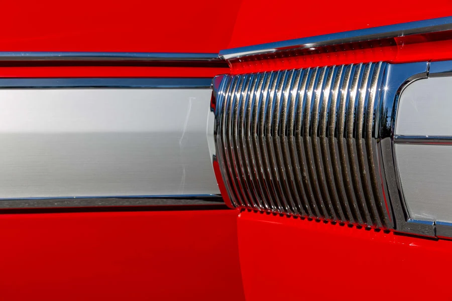1962 Oldsmobile Starfire - Image 8 of 31