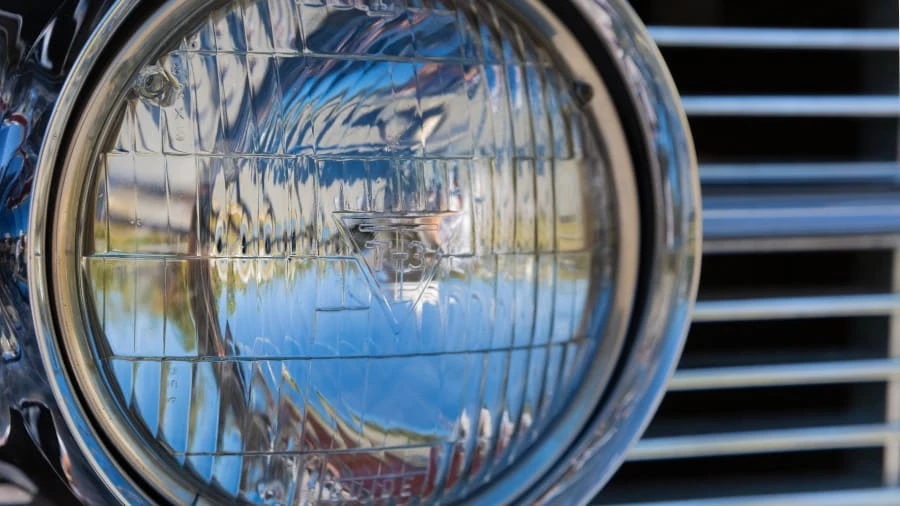1962 Oldsmobile Starfire - Image 10 of 31