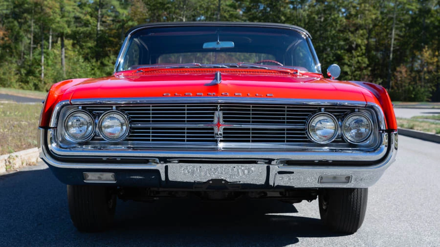 1962 Oldsmobile Starfire - Image 4 of 31