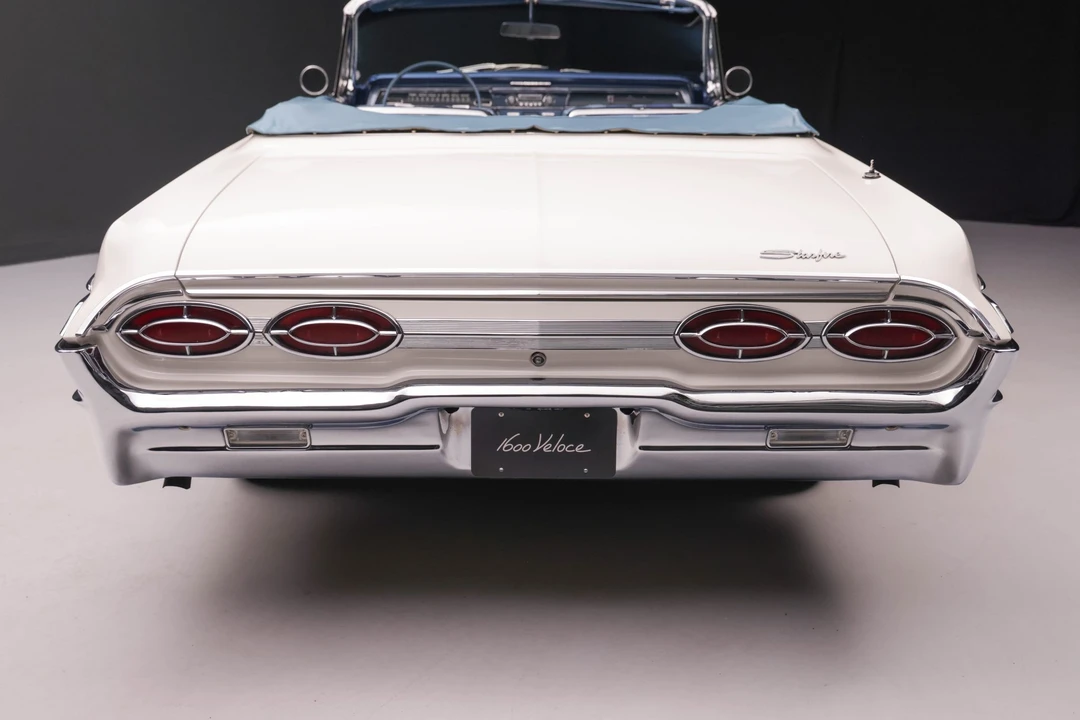 1962 Oldsmobile Starfire - Image 25 of 31