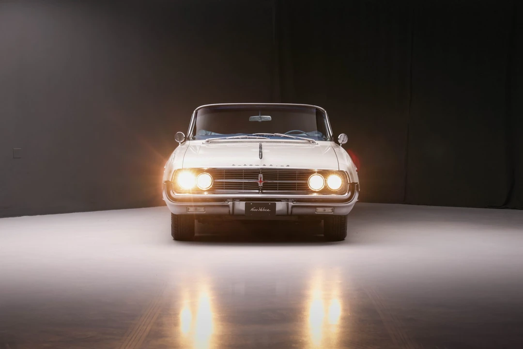 1962 Oldsmobile Starfire - Image 13 of 31