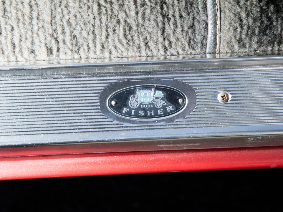 1962 Oldsmobile Starfire - Image 8 of 31