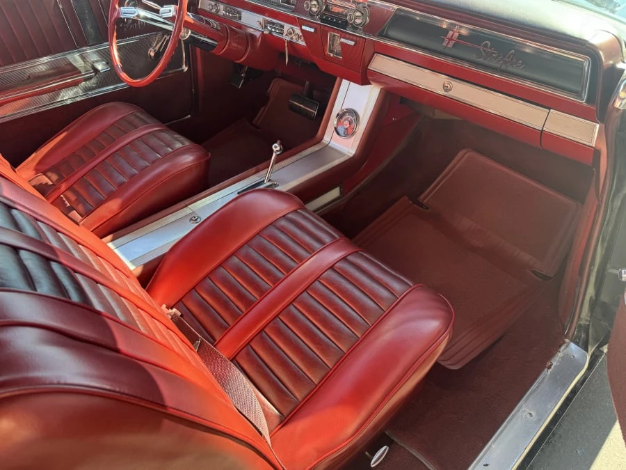 1962 Oldsmobile Starfire - Image 8 of 10