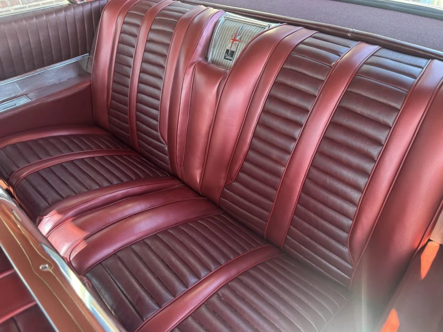 1962 Oldsmobile Starfire - Image 7 of 10