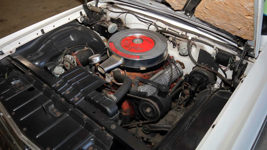 1962 Oldsmobile Starfire - Image 4 of 11