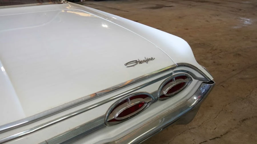 1962 Oldsmobile Starfire - Image 10 of 11