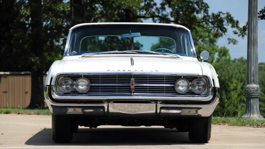 1962 Oldsmobile Starfire - Image 14 of 20