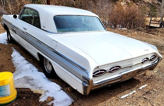 1962 Oldsmobile Starfire - Image 6 of 8