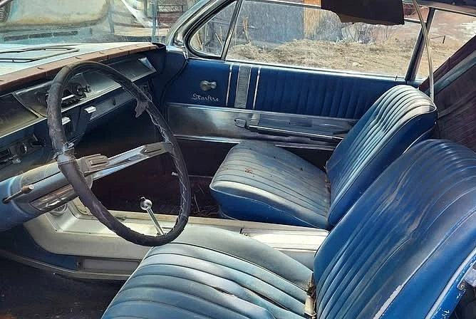 1962 Oldsmobile Starfire - Image 4 of 8