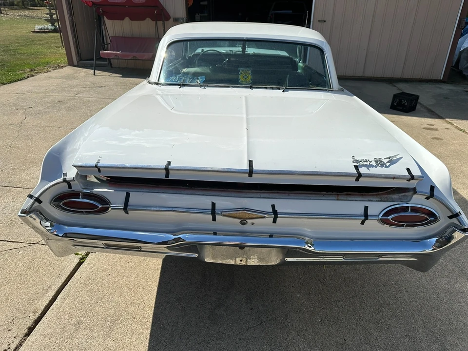 1962 Oldsmobile 88 - Image 2 of 14