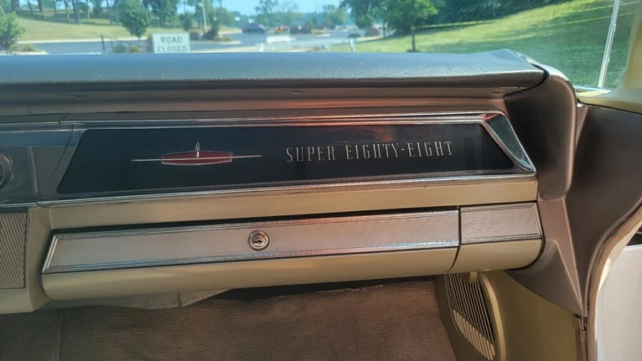 1962 Oldsmobile 88 - Image 11 of 16